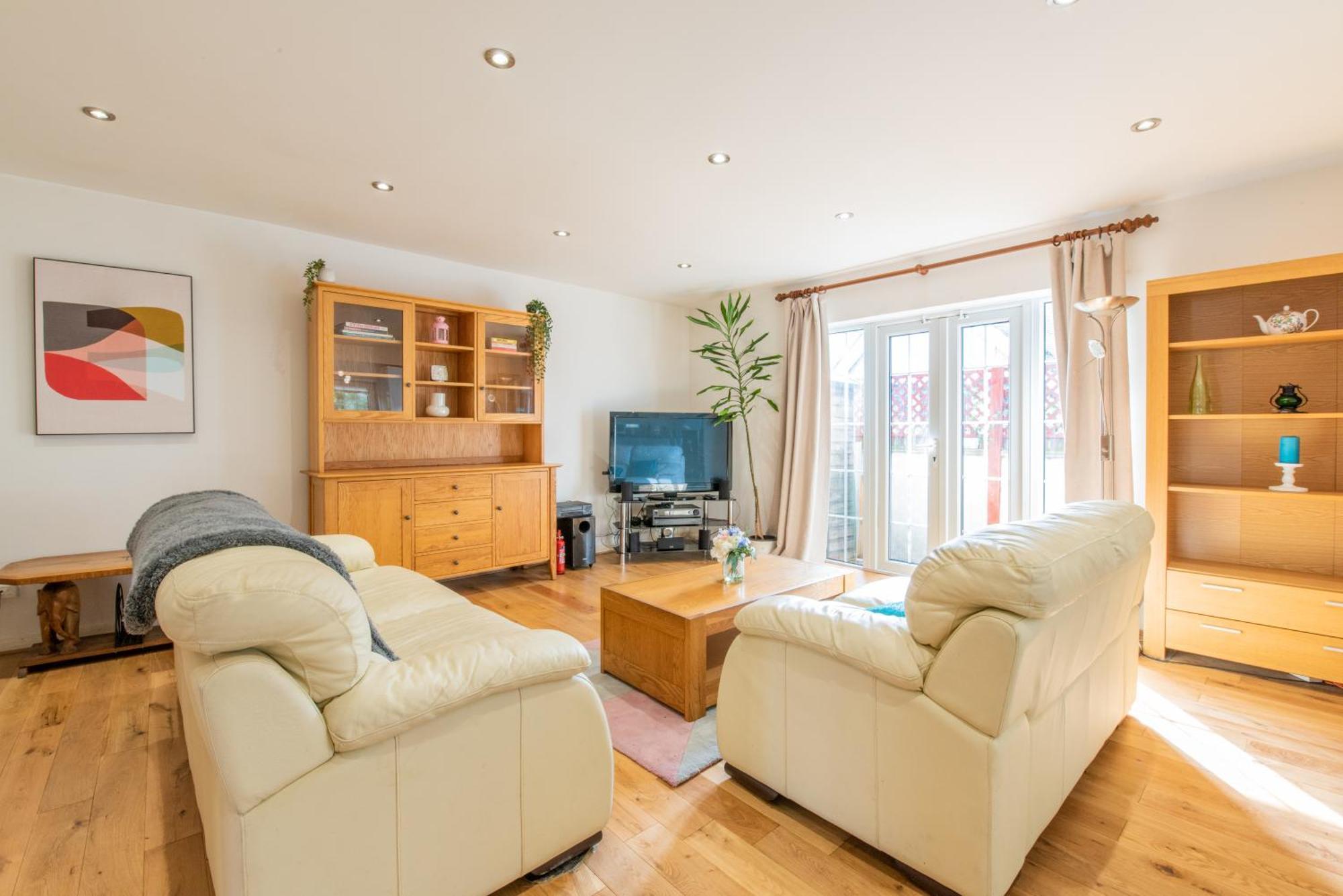 London Stratford - Spacious 2 Bed Flat With Secured Parking & Private Garden Luaran gambar