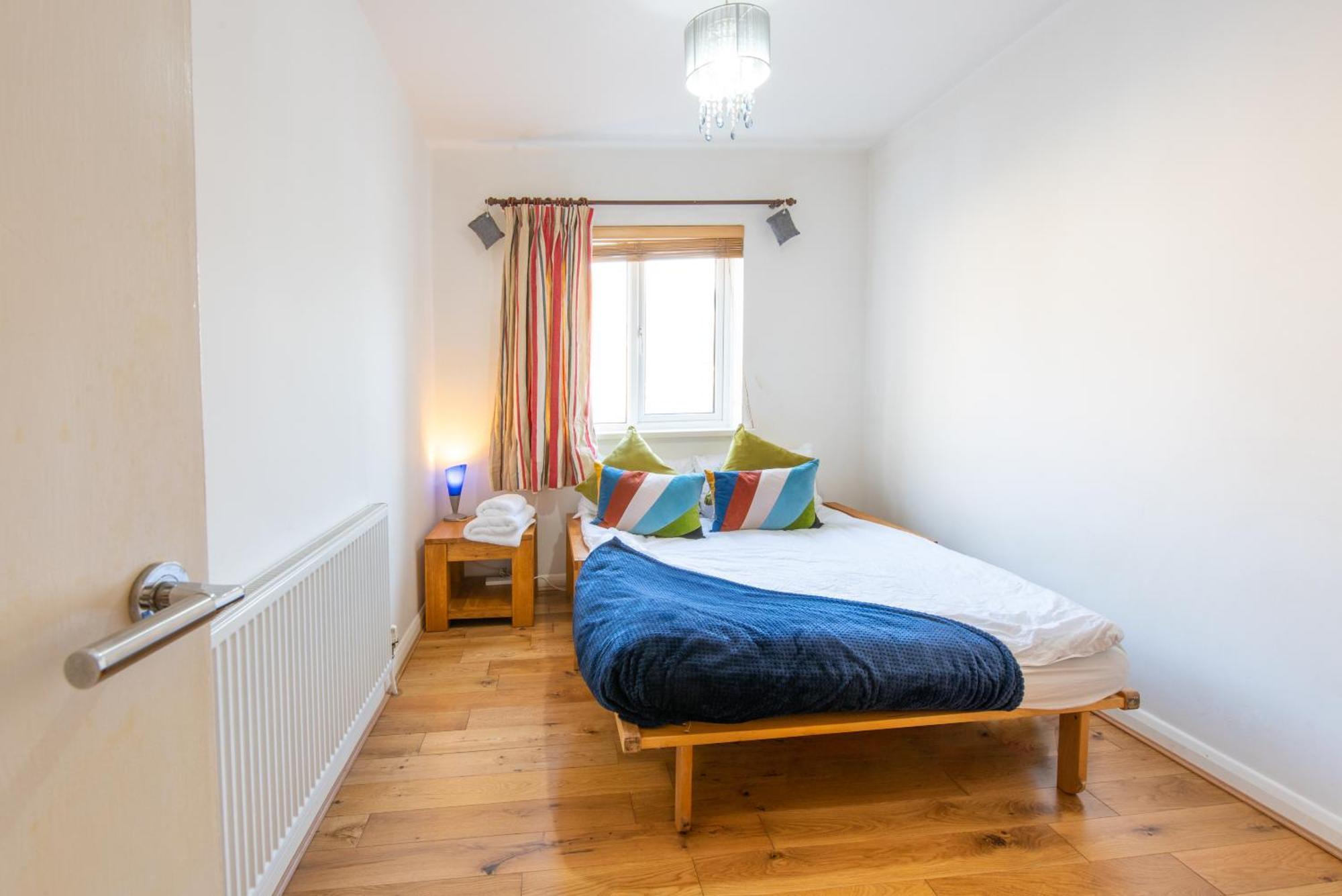 London Stratford - Spacious 2 Bed Flat With Secured Parking & Private Garden Luaran gambar